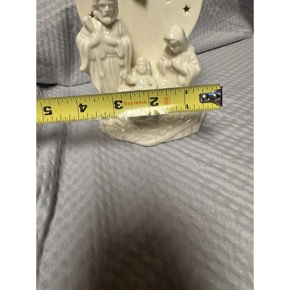 Vintage 2000 Ceramic Tea‎ Light Holder Nativity Scene